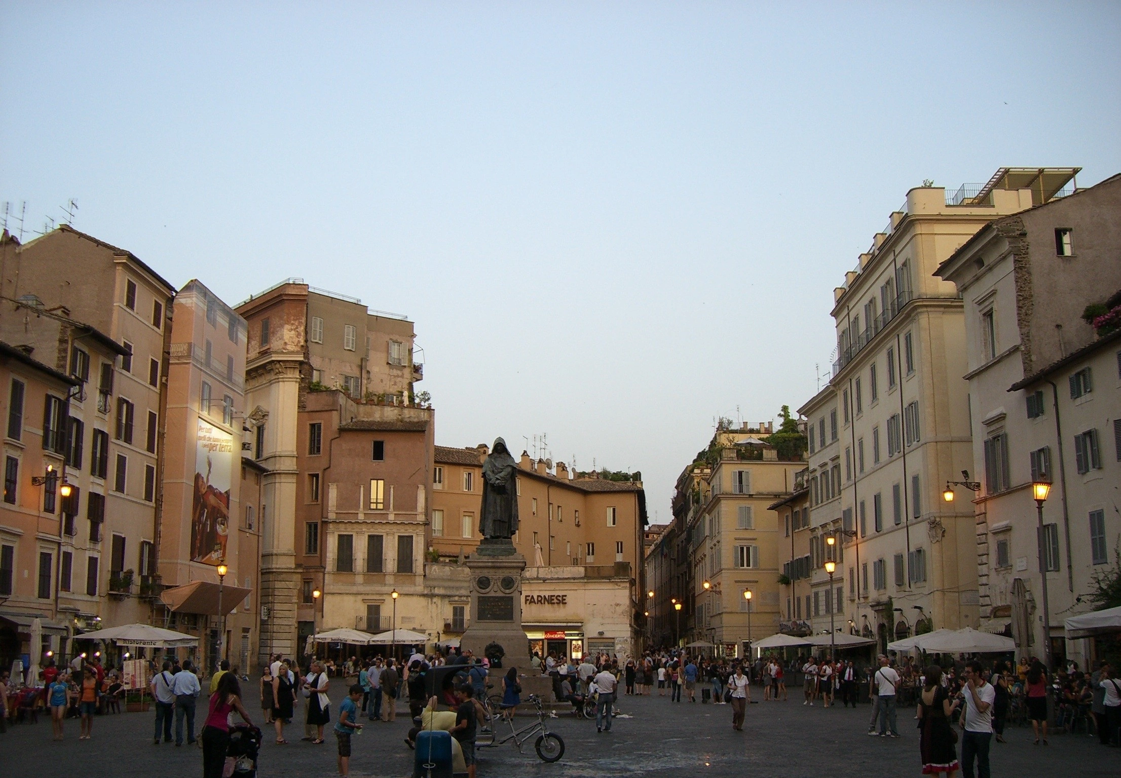 سوق كامبو دي فيوري